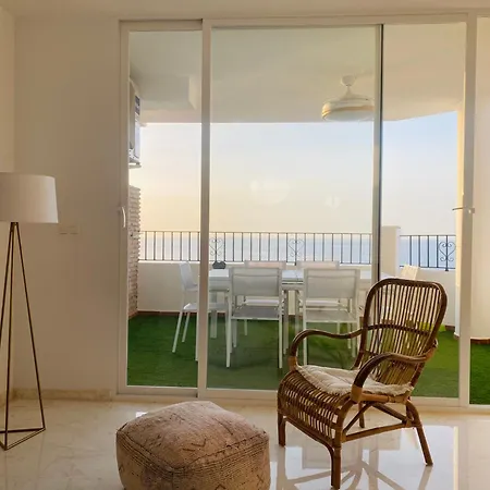 Jardines De Adnania En Marina Del Con Vista Al Mar Ada Apartamento *